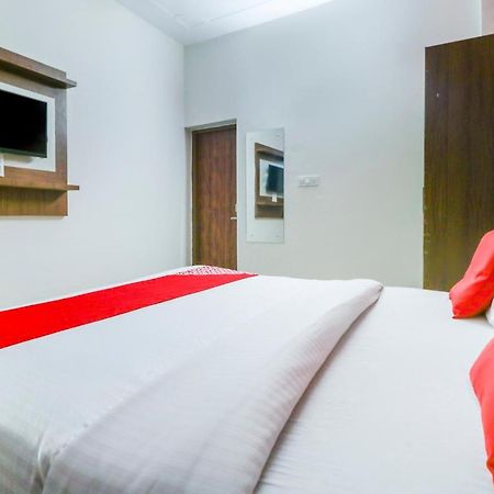 Oyo Hotel City View Nayagaon Buitenkant foto